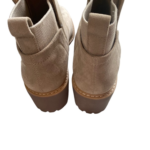 Dolce Vita Rango Lug Sole Ankle Boots booties size 9 - Picture 6 of 9